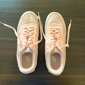 Size 10.5 Nike Court Vision